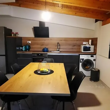 Apartment Apartman Gomilica Milna Otok Brac Milna (Brac)